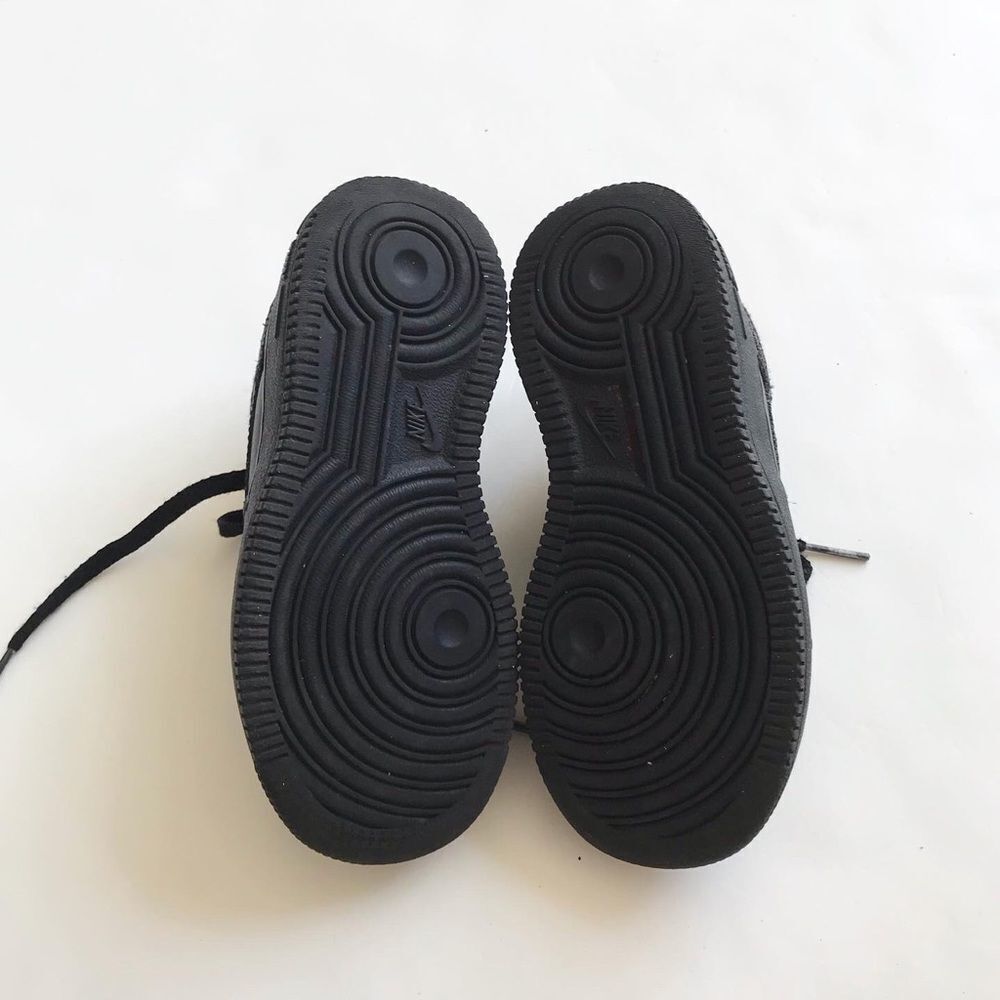 Nike black Air Force 1 EUC size 9 - Picture 7 of 8